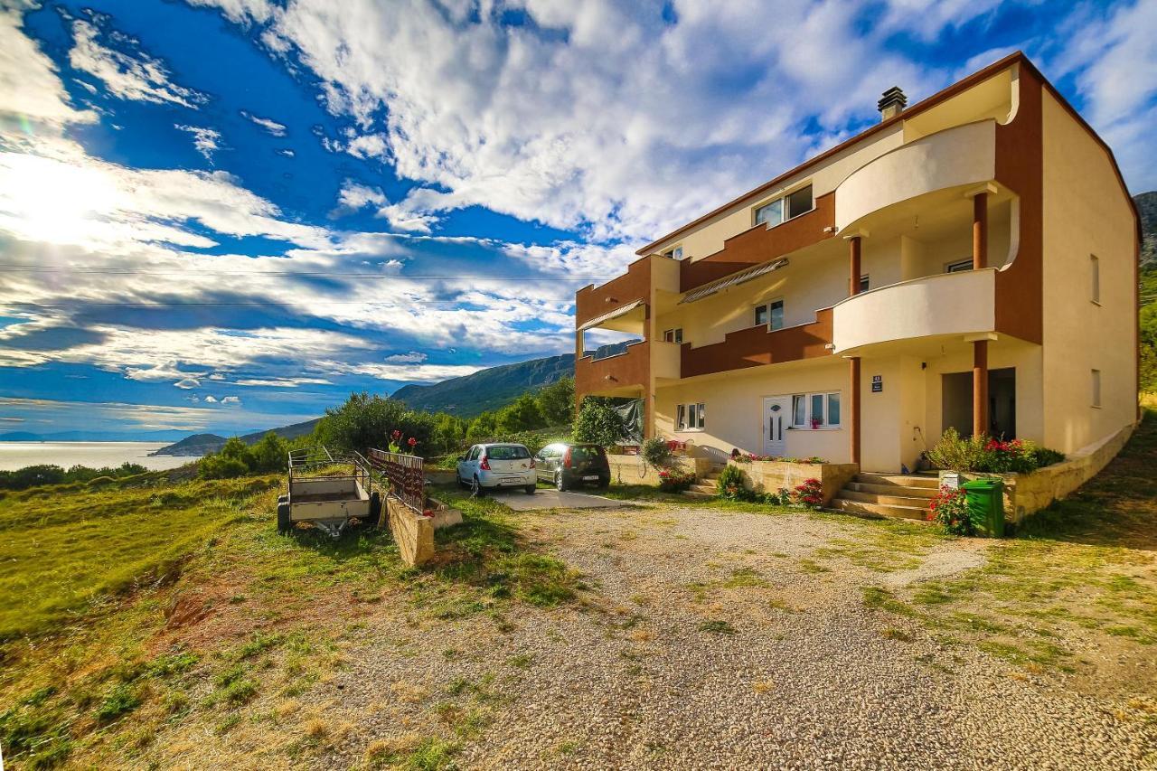 Apartment Chiara Dugi Rat Bagian luar foto